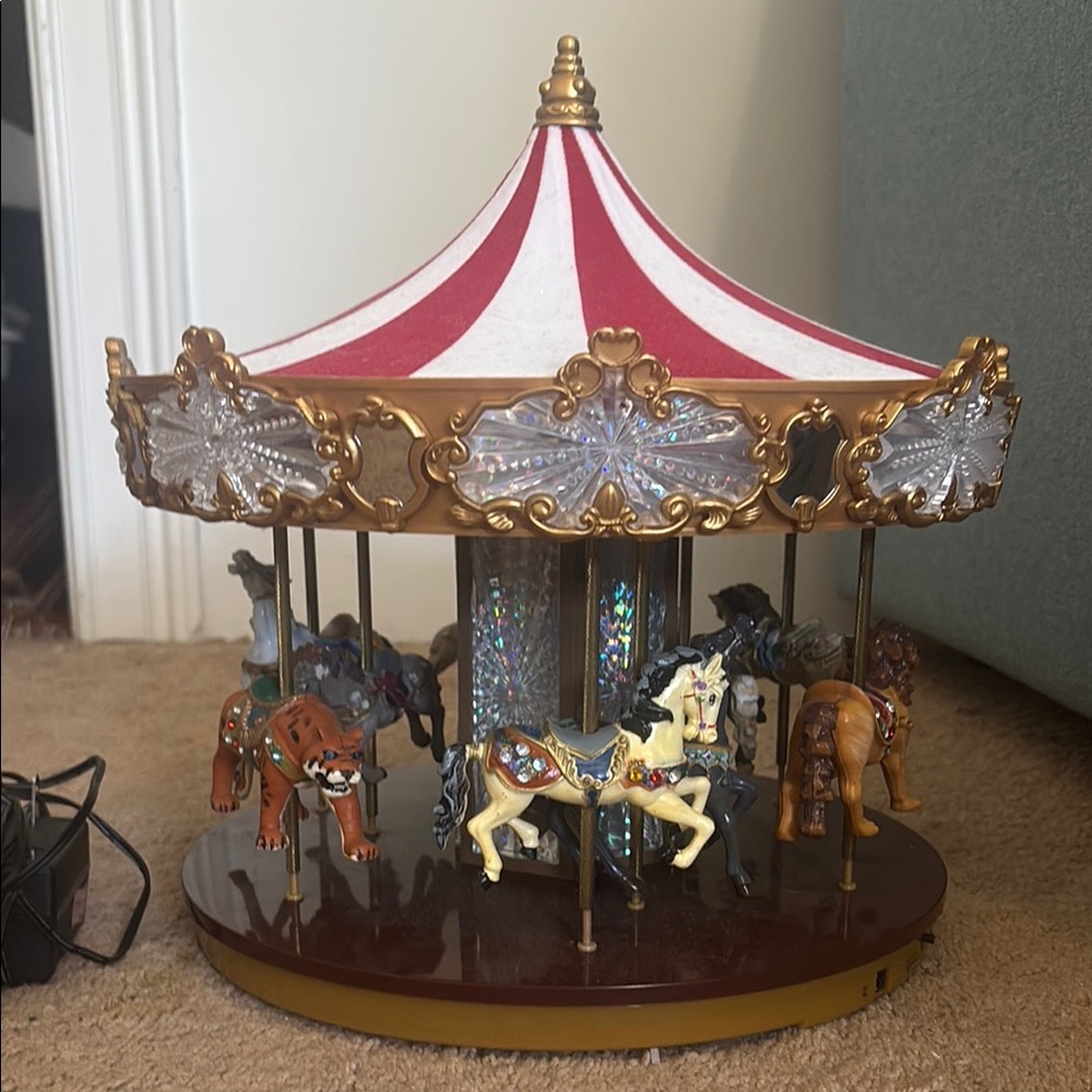 Mr. Christmas Carousel